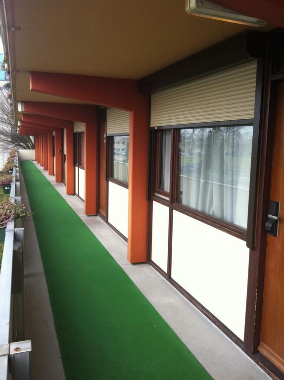 布鲁塞尔扎芬特姆机场酒店 外观 照片